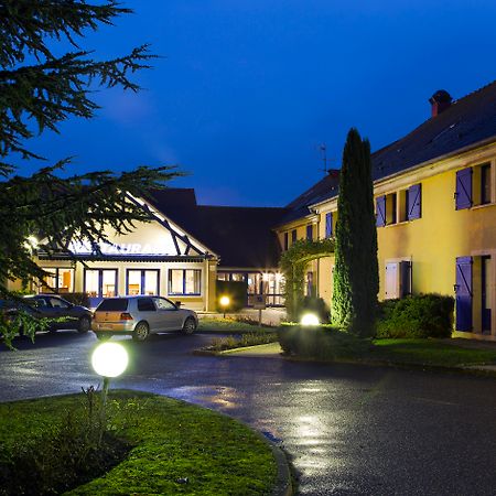 Comfort Hotel Etampes Exterior photo
