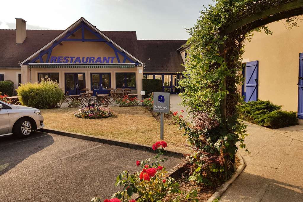 Comfort Hotel Etampes Exterior photo